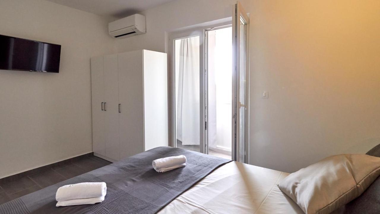 אומאג B&B Villa Vela מראה חיצוני תמונה