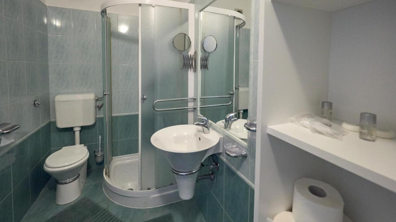 אומאג B&B Villa Vela מראה חיצוני תמונה