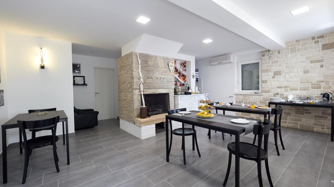 אומאג B&B Villa Vela מראה חיצוני תמונה
