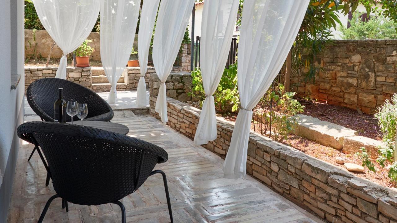 אומאג B&B Villa Vela מראה חיצוני תמונה